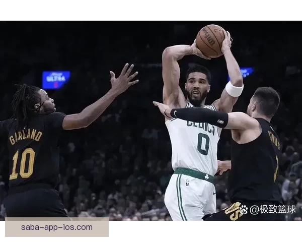 皮尔斯谈双探花塔图姆独处期布朗正打MVP赛季表现